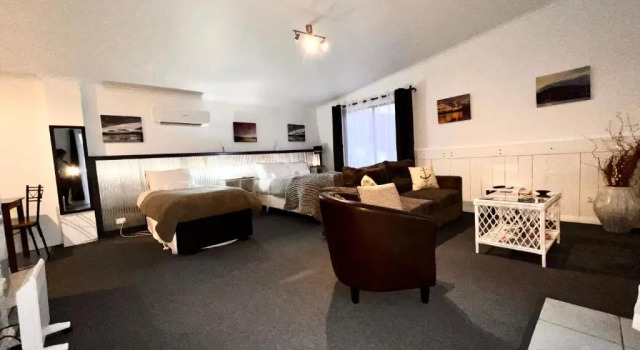 Студия Smugglers Rest Apartments