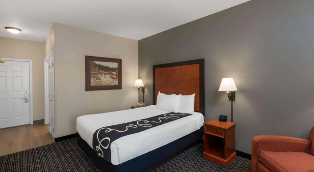 Двухместный номер Standard La Quinta by Wyndham Rifle