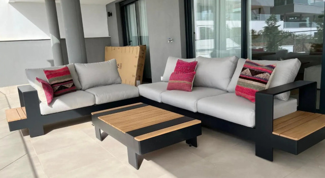 Mesas Homes luxury 4 bed apartment near the sea and port Estepona, Забронировать Апартаменты/квартира Отели Эстепона с парковкой, рядом с Палеонтологический музей, Парковка