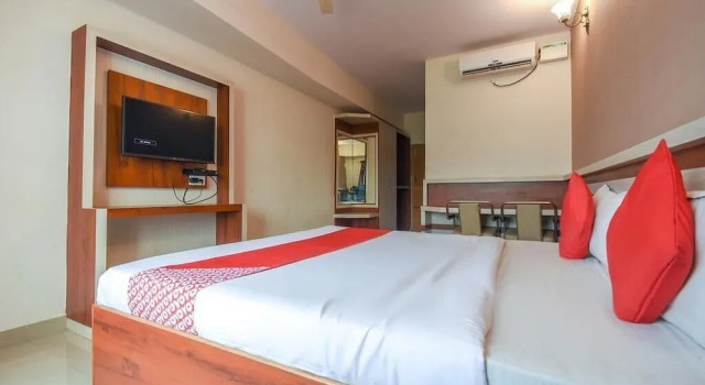 Sri Nidhi Hotel