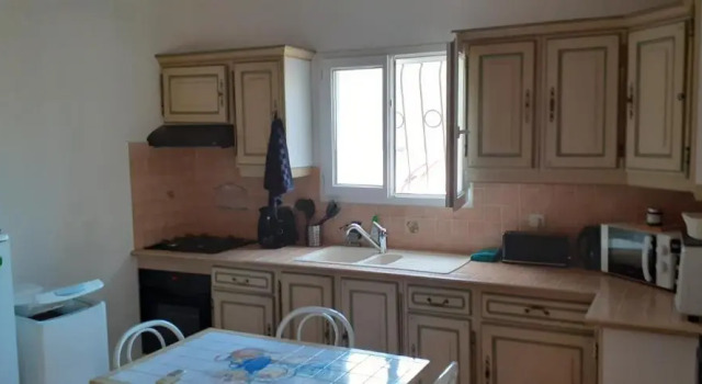 Коттедж Maisonnette au pied de la garrigue