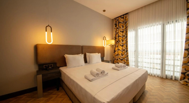 V Center Hotel