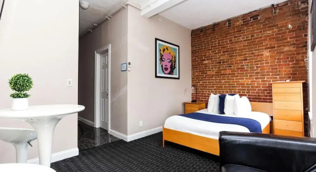 Maverick Suites at 400 Columbus Ave, Забронировать Апарт-отель Апарт-отели Бостона, рядом с Colonial Theatre, Апарт-отель