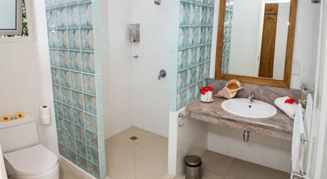 Семейный номер Standard с балконом Marie Laure Suites