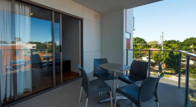 Люкс Essence Apartments Chermside