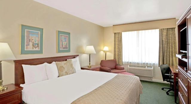Двухместный номер Standard Ramada by Wyndham Draper, Utah