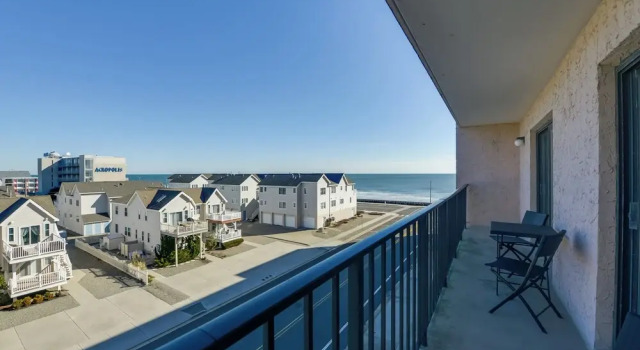 Апартаменты Simple North Wildwood Condo - Steps to Beach!