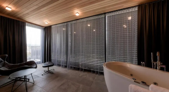 Двухместный номер Deluxe с балконом Hotel Nox