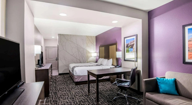 Номер Executive La Quinta by Wyndham Pampa