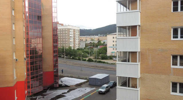 2U (Tu Yu) on Sakhyanova street 23A, Prenota Appartamento Hotel a Buryatia con parcheggio, Parcheggio