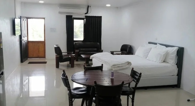 Номер Deluxe White Diamond Apartment