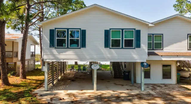 Коттедж Happy Lee Ever After - 1424 Cadillac Avenue 2 Bedroom Home