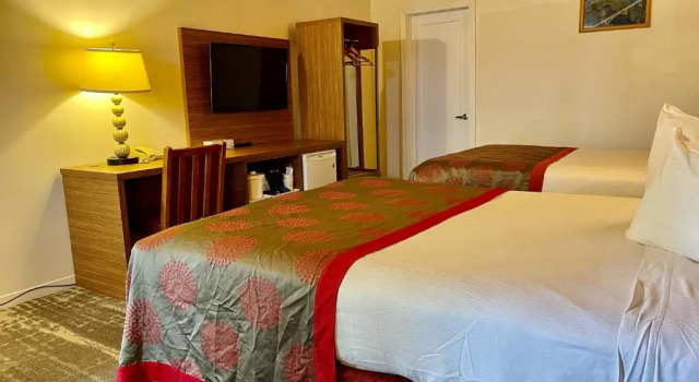 Номер Deluxe Ramada by Wyndham 1000 Islands Gananoque