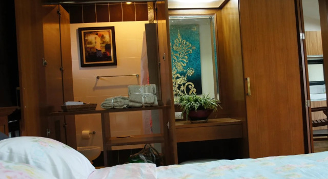 Rimtalay Angsila Guesthouse