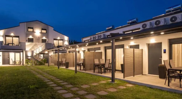 Aloe The Green Suites - Nikiti Halkidiki, Book Hotel Nikiti Sithonia