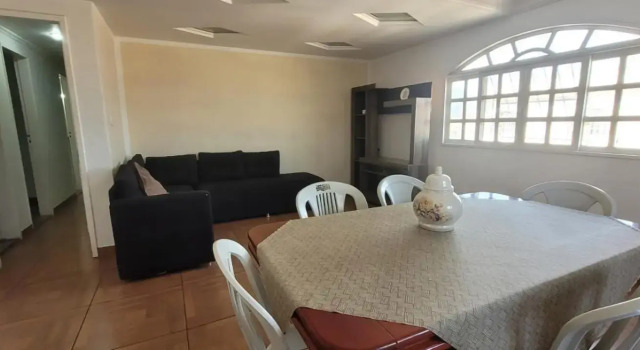 Cantinho do SOSSEGO, a 2 km da praia de Itapuã, no centro da cidade, wifi, ideal para CASAL, Забронировать Отель Отели в центре Вила-Велья, в центре