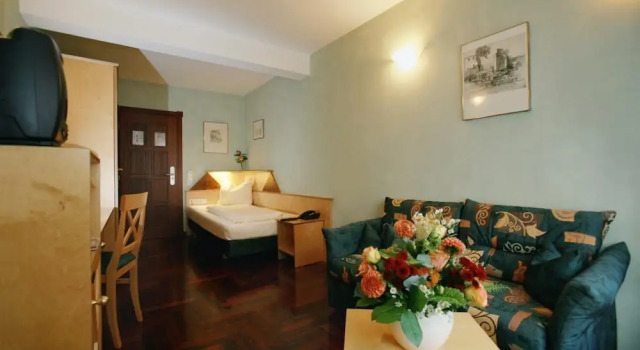 Одноместный номер Economy Hotel Hoepfner Burghof