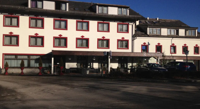Hotel Retro, Забронировать Отель Отели Attergau 3 звезды, 3*