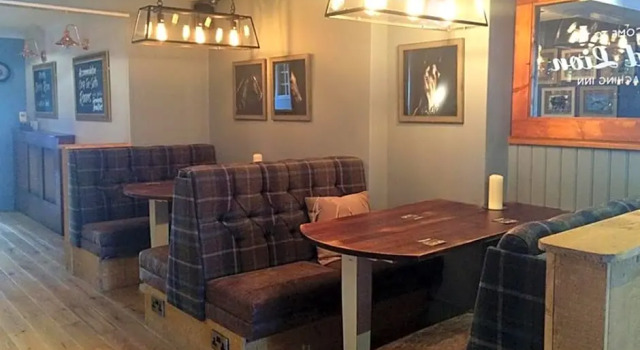 Двухместный номер Superior Red Lion Coaching Inn