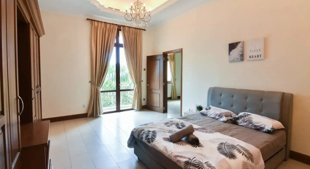 A Spacious & Cozy 5BR Unit in Ampang FREE Parking