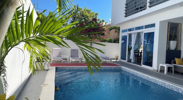 Двухместный номер Standard с балконом и с видом на бассейн Gaia Residence Deluxe