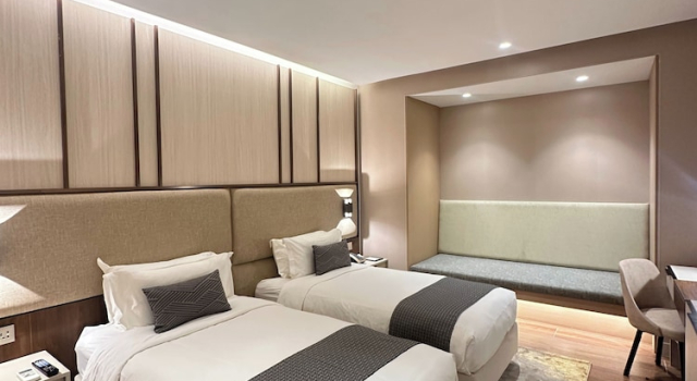 Номер Classic The Lake Hotel Tagaytay