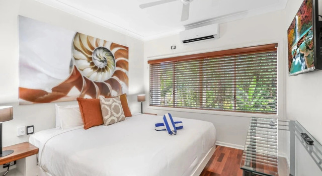 Poolside Apt. in Alamanda Beachfront Resort 54
