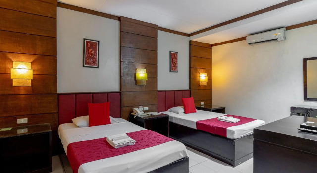 Люкс Check Inn Bacolod by RedDoorz