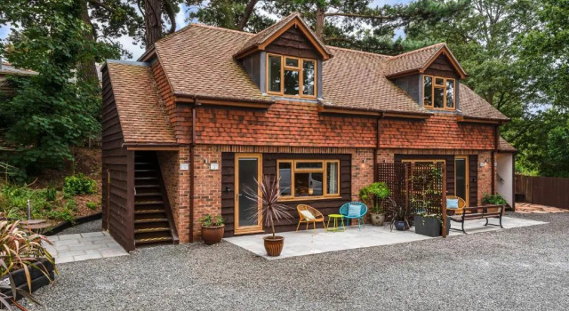 Апартаменты Hamble Retreat House, Studios and Lodge
