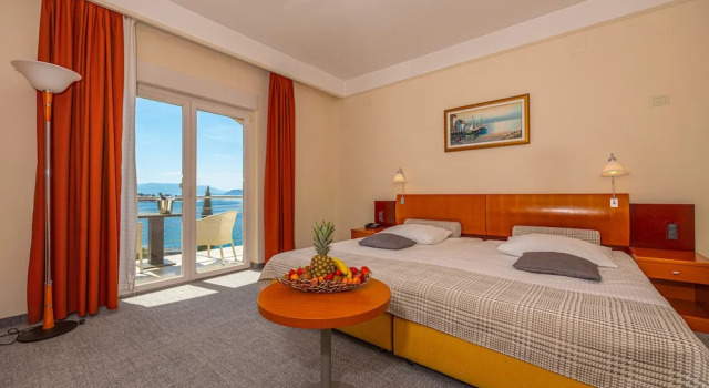 Двухместный номер Standard с балконом и с частичным видом на море Hotel Marina