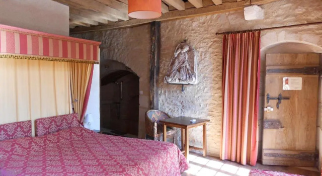 Двухместный номер Standard Auberge de lAbbatiale