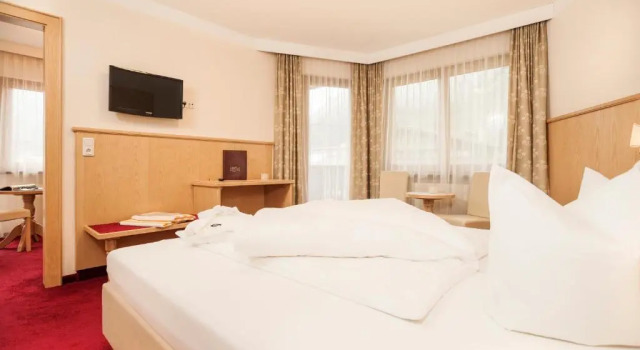 Люкс Hotel Alpenhof Kristall