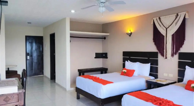 Номер Deluxe Hacienda Morelos Beachfront Hotel