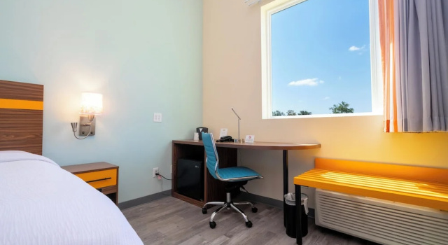 Четырёхместный номер Standard SPOT X Hotel Orlando Intl Dr by The Red Collection