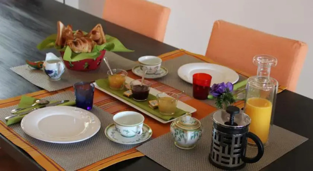 9 Terres, Prenota Locanda Mini-hotel a Rodano, Locanda