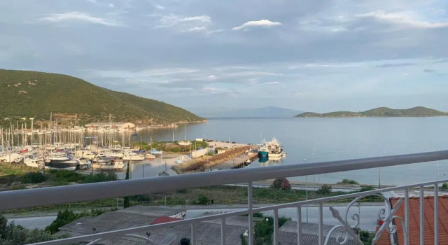 Вилла Port View House-Comfy Family Apartment-Panoramic View