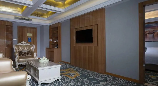 Люкс Deluxe Vienna Hotel Dongguan East Bus Station