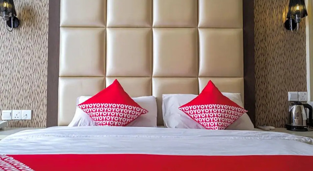 Люкс Deluxe OYO 676 Nasa Hotel