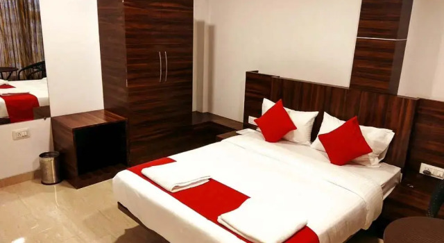 Hotel Royal Orbit, Réserver Hôtel Hôtels à Maharashtra avec piscine, Piscine