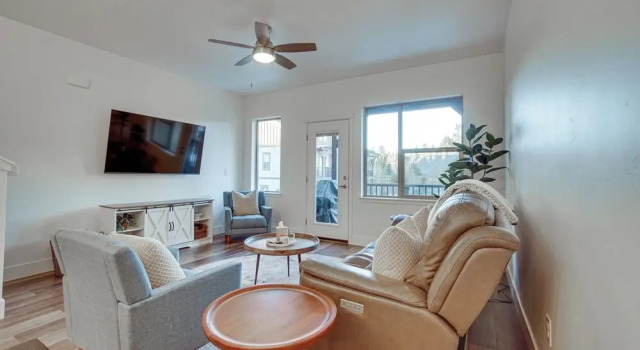 Апартаменты с 3 комнатами с балконом Mccall Vacation Rental w/ Private Balcony & Grill!