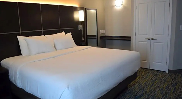 Двухместный номер Standard Candlewood Suites - Nashville Metro Center by IHG
