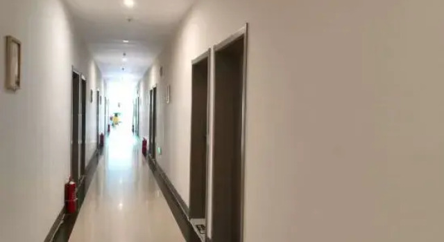 Wuhan Bieyang Xia Homestay ( Star Garden), Prenota Hotel Hotel a Hubei con parcheggio, Parcheggio