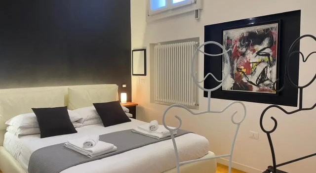 Ca Della Calle Luxury- 5min da S Marco e Rialto, Забронировать Отель Венеция Венето, рядом с Памятник Бартоломео Коллеони