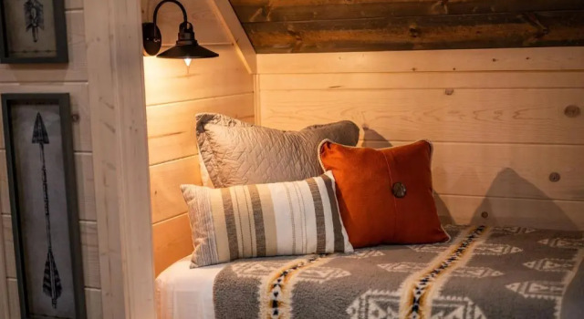 Brand New Shadow Dancer 2 Bdrm Sleeping Loft 3 and a half Bath Hot Tub Play Set, Book Feriehus Villaer i Hochatown, Villa