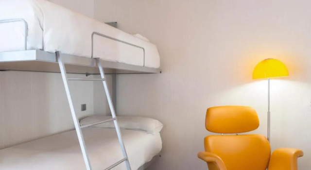Четырёхместный номер Petit Palace Plaza Málaga