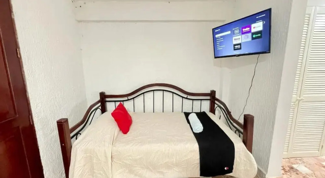 Люкс Comfort Hotel Farallon Inn