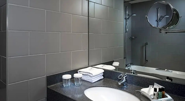Люкс Holiday Inn London-Heathrow M4,Jct.4