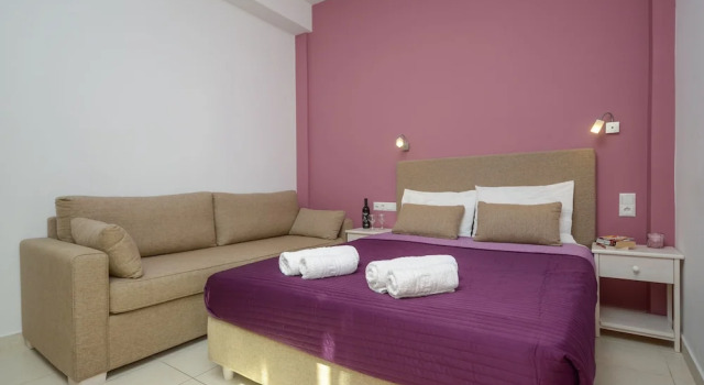 Семейный номер Deluxe с балконом Panormos Hotel and Studios