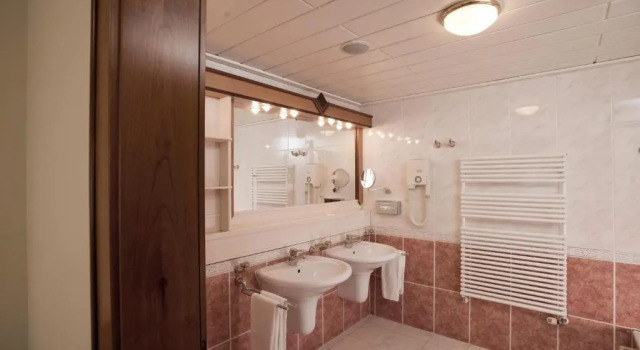 Полулюкс Reduce Hotel Thermal Adults only