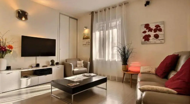Superbe Appartement Parc Tête d'Or, 92 M2 , Parking, Rezerwuj Apartament Hotele w Rhône z parkingiem, Parking